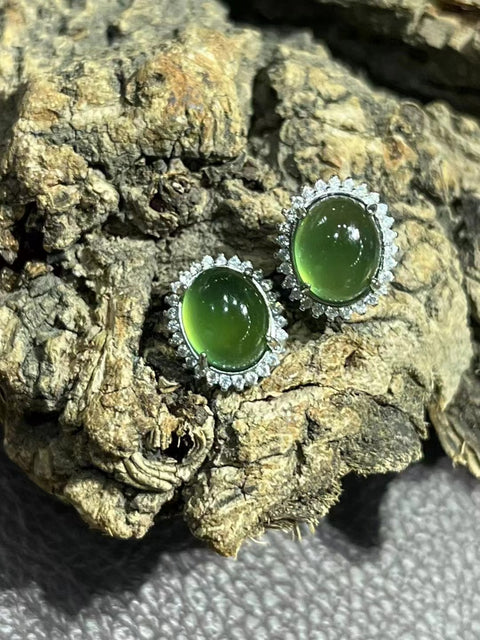 Anting Giok Alami dari Perak 925 Ukuran 10 * 8mm Giok bersih dan halus Termasuk ongkos kirim dan pajak.