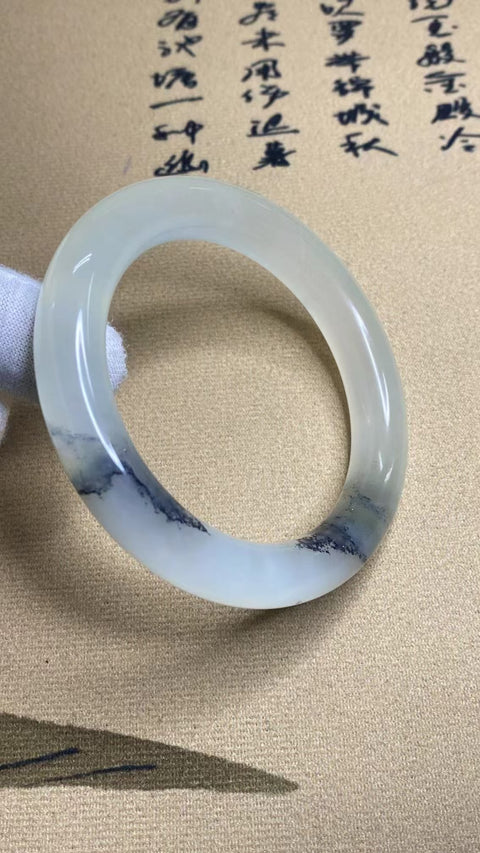 Gelang Tinta Giok Cui Alami di Atas Es Ukuran 57-59mm Ukuran 58.6mm Lebar Sisi 11.9mm Giok semuanya terjadi secara alami Pola acak termasuk pajak pengiriman