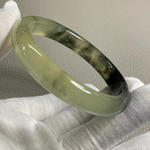 Gelang Lukisan Pemandangan Es Batu Giok Cui Alami Ukuran 62-64mm Ukuran 63.1mm Lebar Sisi 12.1mm Batu giok semuanya muncul secara alami Pola acak Sudah termasuk pajak pengiriman.