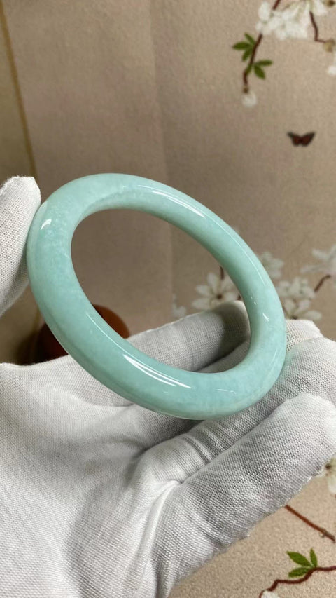Gelang Bunga Ukiran Batu Giok Cui Giok Es Hijau Ukuran 59-61mm Ukuran 60.6mm Lebar Sisi 11mm Batu giok terjadi secara alami Pola acak Termasuk Pajak Pengiriman