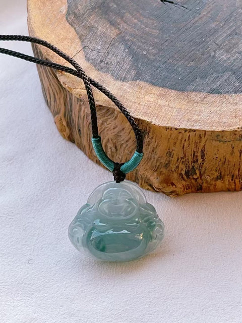 Giok alami Jadeite a-goods Liontin Buddha Es Giok halus dan hangat, dengan kepala penuh air Ukuran 21,3 * 24,5 * 6,5 mm Diukir dengan tangan Termasuk ongkos kirim dan pajak