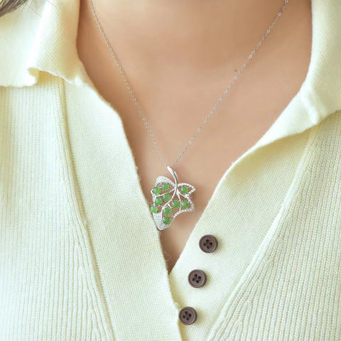 Kalung Daun Giok Hetian Alami, Kalung Bros, Giok bersih, halus dan hangat, sudah termasuk pajak pengiriman.
