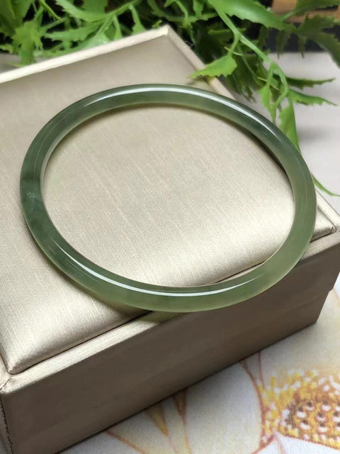 Gelang Strip Kecantikan Giok Hetian Alami Ukuran 59mm Giok ini bersih dan halus serta hangat; & nbsp; Giok adalah semua pola yang terjadi secara alami secara acak Termasuk Pajak Pengiriman