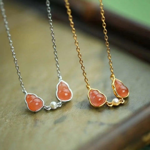 Kalung Labu Merah Alami 925 Tatahan Perak & nbsp; Teksturnya bersih, halus dan hangat, gaya lembut dan kuno Model sederhana Termasuk ongkos kirim dan pajak