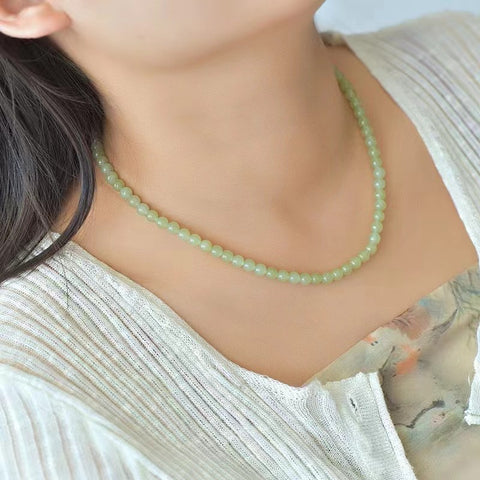 6036 Kalung Air Jernih Giok Hetian Alami Ukuran 6mm & nbsp; Giok itu bersih, halus, dan hangat Sudah termasuk pajak pengiriman.