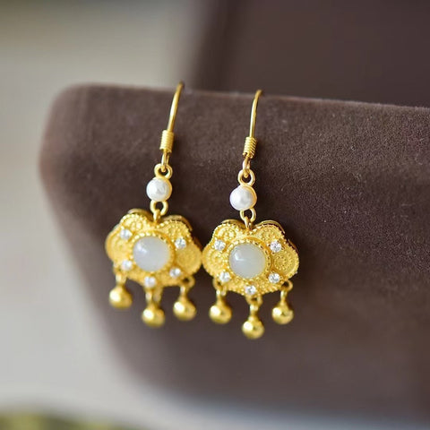 2822-2 Anting Mutiara Giok Ruyi Giok Hetian Alami yang terbuat dari giok perak 925 yang bersih, halus, dan hangat Ukuran 5mm sudah termasuk pajak pengiriman
