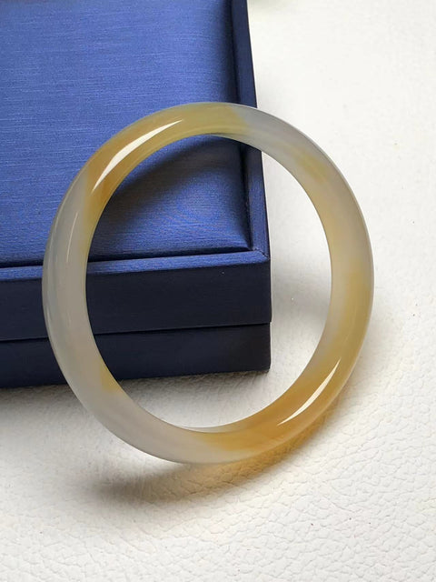 Baru ...... Gelang Kalsedon Taburan Alami, Giok Halus; Pola Bunga Alami Spiritual dan Alami; Ukuran Perkiraan: 55-10.8-6.5mm Giok Spesial Ultra-rendah adalah Pola Bunga yang terjadi secara alami Termasuk Pajak Pengiriman
