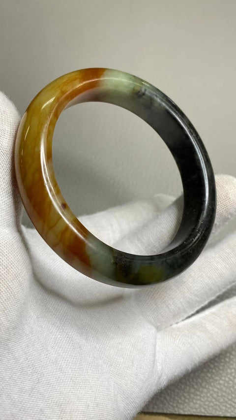 Gelang Giok Bunga Giok Cui Fine Jade Ukuran 59-61mm Ukuran 60.2mm Lebar Samping 14.2mm Giok terjadi secara alami Pola acak Termasuk ongkos kirim dan pajak