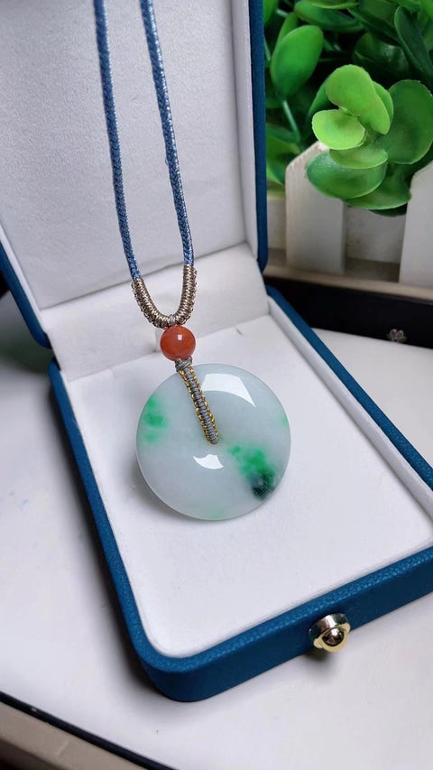 Liontin kancing perdamaian jadeite mengambang jadeite alami Jadeite bersih dan halus serta hangat Ukuran 3.4mm Termasuk pajak pengiriman