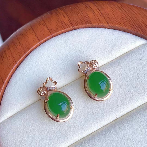 Anting Kantong Uang Jasper Alami Pengaturan Emas 18k Ukuran 8 * 10mm Giok bersih dan halus dan hangat Termasuk ongkos kirim dan pajak.
