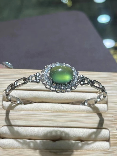 Gelang Giok Alami 925 bertatahkan perak Ukuran 13,5 * 10mm Giok gaya yang bagus, bersih, halus dan hangat.