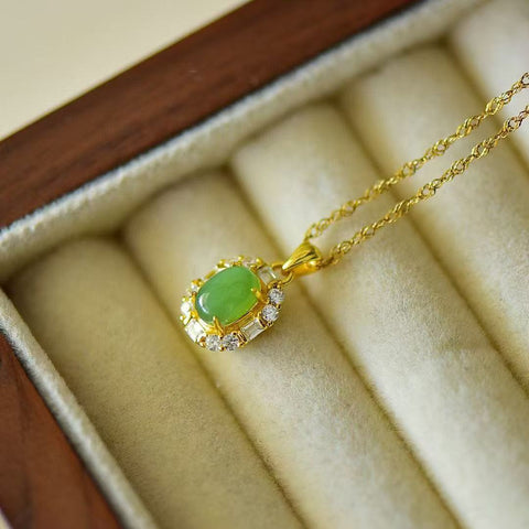 10862 Kalung Jasper Alami yang terbuat dari perak 925 Ukuran 5 * 7mm Giok halus dan hangat, gaya yang indah sudah termasuk pajak pengiriman.