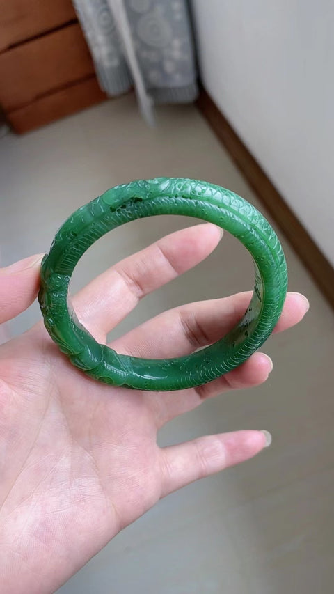 Gelang Bunga Berukir Jasper Alami Bahan Pit Tua Bahan Bawah Hangat Warna Hangat Warna Indah Ukuran 58.5mm & nbsp;Giok terjadi secara alami Pola acak Termasuk Pajak Pengiriman