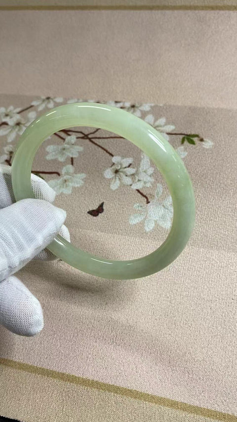 Penawaran Khusus Gelang Garis Kecantikan Tinta Giok Cui Giok Alami Ukuran 59-61mm Ukuran 60.9mm Giok terbentuk secara alami Pola acak Termasuk ongkos kirim dan pajak