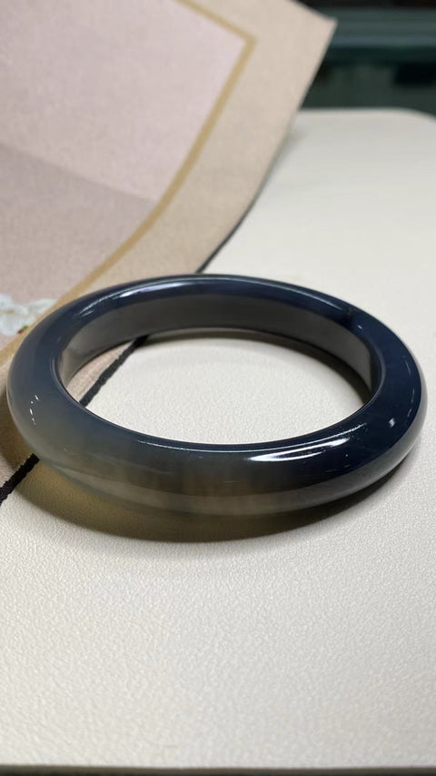 Gelang Gradien Tinta Es Giok Cui Giok Alami Ukuran 55-57mm Ukuran 56.6mm Lebar Sisi 11.5mm Giok semuanya terjadi secara alami Pola adalah acak Termasuk Pajak Pengiriman