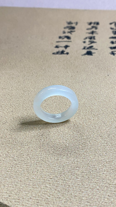 Penawaran khusus untuk cincin giok 18mm yang bagus, sudah termasuk ongkos kirim dan pajak.