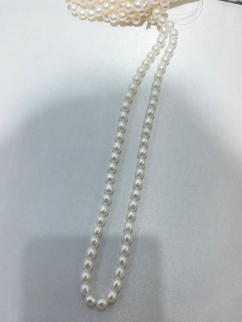 Kalung mutiara air tawar alami Ukuran 6-6.5mm jepitan perak 925 Tekstur halus dan gaya hangat Gaya sederhana Sudah termasuk pajak pengiriman.
