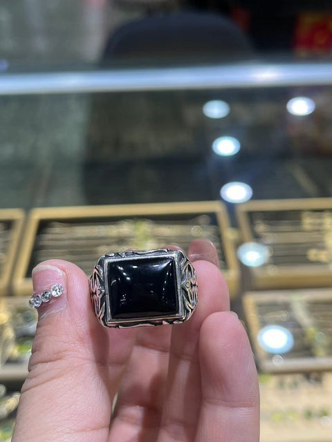 Cincin Tatahan Perak Giok Tinta Giok Sierra Jade untuk Pria dan Wanita dengan Bezel yang Dapat Disesuaikan! Ukuran cincin: 12mm x 14,5mm Giok bersih, halus dan hangat Termasuk pajak pengiriman