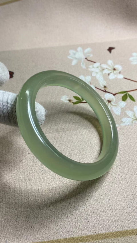 Gelang Hijau Es Giok Cui Giok Alami Ukuran 58-60mm Ukuran 59.1mm Lebar Sisi 10mm Giok terjadi secara alami Pola acak termasuk pajak pengiriman
