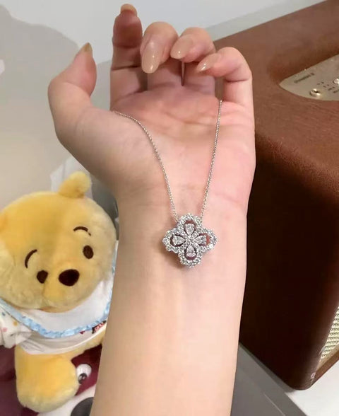 Kalung empat daun semanggi HW perak murni untuk wanita, bertahtakan berlian penuh, rantai klavikula serbaguna, tahan luntur, sudah termasuk ongkos kirim dan pajak.