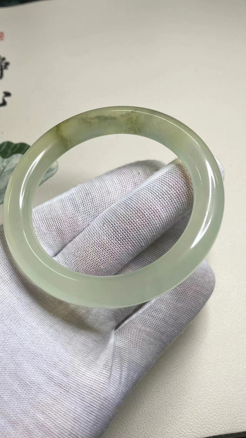 Gelang Warna Es Batu Giok Cui Alami Ukuran 60-62mm Ukuran 61.2mm Lebar Sisi 10.9mm Batu giok terjadi secara alami Pola acak Termasuk Pajak Pengiriman