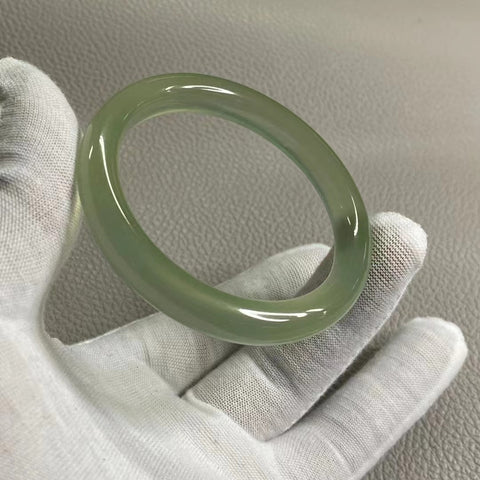 Gelang Giok Cui Alami Ukuran 51-53mm Ukuran 52.7mm Lebar Sisi 9.1mm Giok terjadi secara alami Pola acak Termasuk pajak pengiriman.