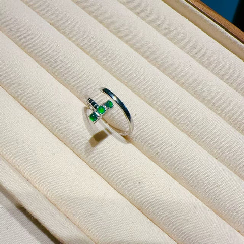 Set Cincin Giok Alami dari Perak 925 Ukuran 2,5 mm Giok baik-baik saja dan hangat Gayanya indah sudah termasuk pajak pengiriman.