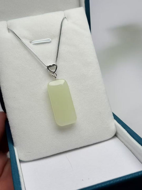 Kalung Plakat Perdamaian dan Keselamatan Giok Hetian Giok Alami 925 Tatahan Perak Ukuran 27.5 * 13 * 5.8mm Giok halus dan hangat Termasuk ongkos kirim dan pajak