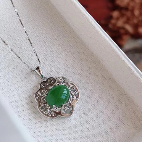 Kalung Jasper Alami 925 pengaturan perak Ukuran 8 * 10mm Giok bersih dan halus, gaya yang indah sudah termasuk pajak pengiriman.
