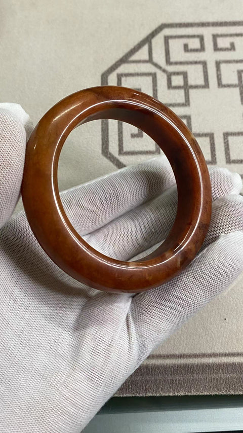 Cui Jade Persimmon Merah Ukuran 59.8mm Lebar Sisi 15mm Sangat indah 🤩, penuh dengan batu giok merah yang terjadi secara alami Pola acak Termasuk pajak pengiriman.