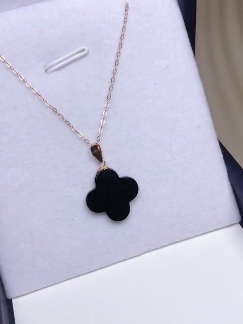 Kalung Jerami Beruntung Onyx Alami Pengaturan emas 18k Ukuran 14 * 2mm Giok baik-baik saja dan hangat, gaya yang indah sudah termasuk pajak pengiriman.