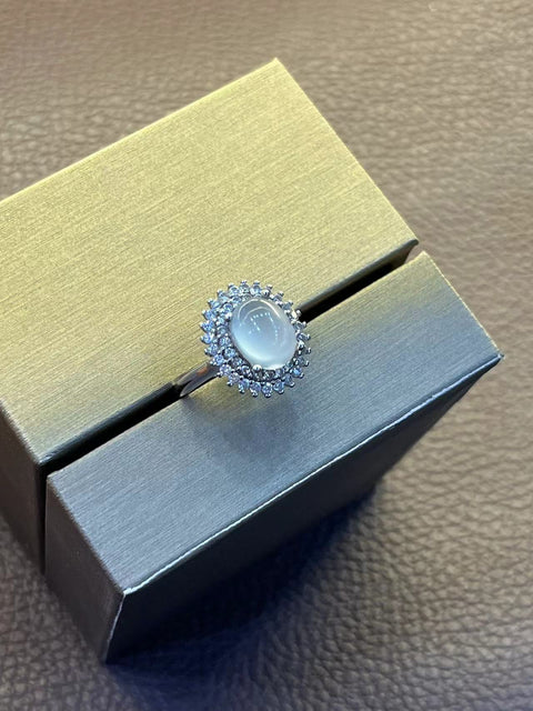 Cincin Giok Alami dari Perak 925 Ukuran 9 * 7mm Giok bersih, halus dan hangat Termasuk ongkos kirim dan pajak.