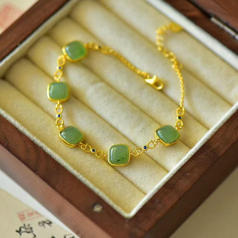 16004-2 Gelang Persegi Jasper Alami Ukuran 8 * 8mm 925 Perak Tatahan Giok adalah gaya yang halus dan hangat, indah.
