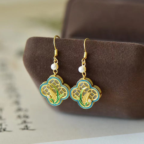 2874-2 Anting Mutiara Giok Hetian Giok Alami Ukuran 14 * 14mm Giok halus dan hangat, gaya yang indah, sudah termasuk pajak pengiriman.