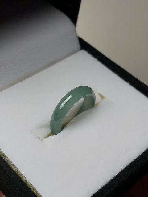 Cincin kalung kalung cincin batu giok alami kabut biru ukuran 15,5 mm Batu giok bersih, halus dan hangat Termasuk pajak pengiriman