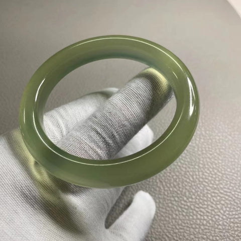 Gelang Giok Cui Alami Ukuran 55-57mm Ukuran 56.2mm Lebar 11mm Giok alami, pola acak; sudah termasuk pajak pengiriman.