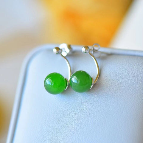 Anting-anting giok giok alami yang terbuat dari perak 925; gaya elegan, giok yang halus dan hangat, desain yang unik, sudah termasuk ongkos kirim dan pajak