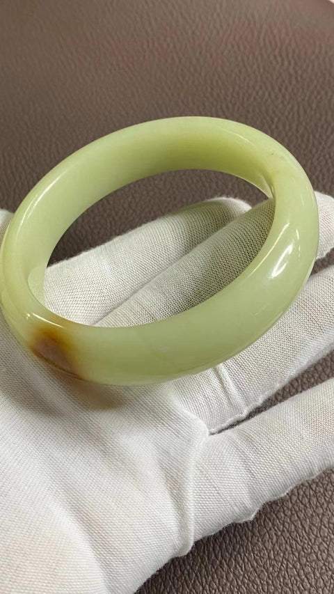 Gelang Batu Giok Giok Bunga Cui Giok Alami Ukuran 63-65mm Ukuran 64.5mm Lebar Sisi 16.6mm Batu Giok Giok secara alami Pola Bunga Acak Sudah termasuk pajak pengiriman.