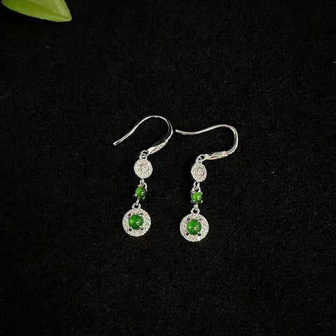 Anting Giok Guatemala Alami Giok yang bersih, halus dan hangat, terbuat dari 925 perak, sudah termasuk pajak pengiriman.