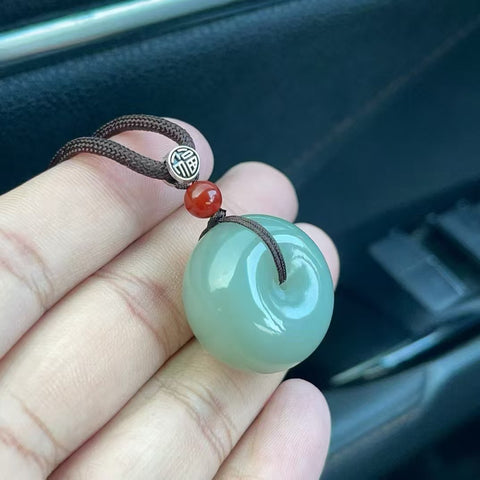 Liontin Jepitan Roti Giok Hetian Giok Alami Ukuran 26.8 * 17.7mm Giok baik-baik saja dan hangat dengan warna-warna yang indah Pajak pengiriman sudah termasuk.