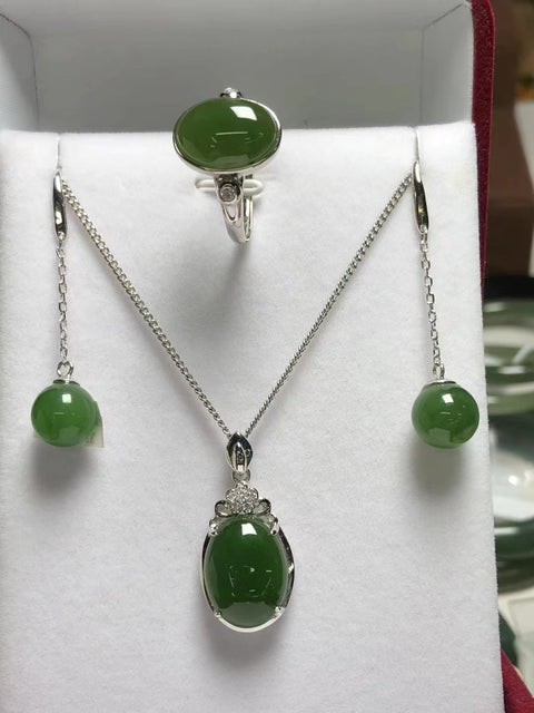 Jasper Fortune Water Drops 3 Potongan Set 925 Perak Fine Setting Giok halus Efek keausan yang indah! 🥰Liontin: 16×12㎜Cincin: 14×10㎜Anting-anting: 9.6㎜Rantai Perak S925 + Kotak Kado + Sertifikat Sudah termasuk pajak pengiriman!