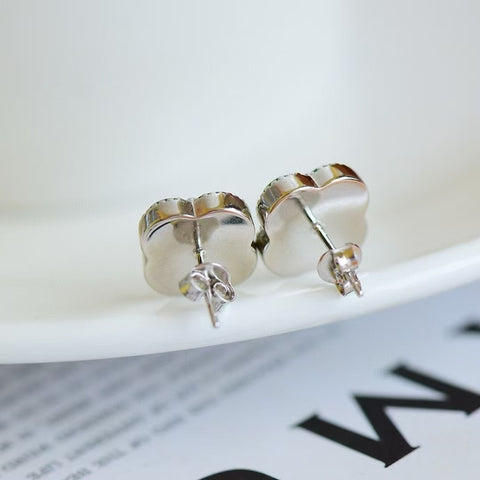 12023 Anting Jasper Semanggi Alami dari Perak 925 Ukuran 12 * 12mm Giok halus dan hangat, gaya yang indah, sudah termasuk pajak pengiriman.