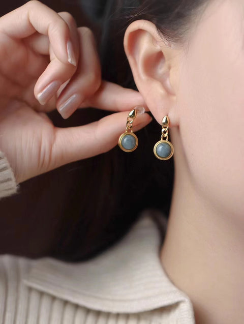 Anting-anting batu giok Guatemala alami yang terbuat dari batu giok 925 perak, bersih, halus dan hangat, klasik dan bergaya, sudah termasuk pajak pengiriman.