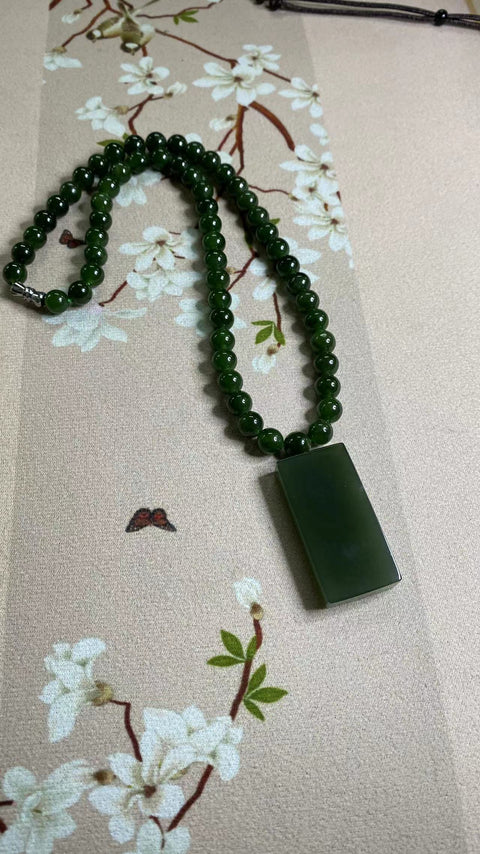 Set Kalung giok Hetian halus, warna biru kehijauan, kedamaian seumur hidup, butiran giok: 8mm, liontin perdamaian: 40✖️20mm Sudah termasuk pajak pengiriman!