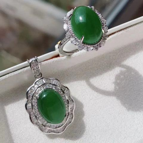 Cincin + Kalung Set Jasper Alami Model: Sederhana dan elegan dengan pengaturan perak 925. Giok bersih, halus dan hangat Ukuran: 10 * 14mm Sudah termasuk pajak dan biaya pengiriman