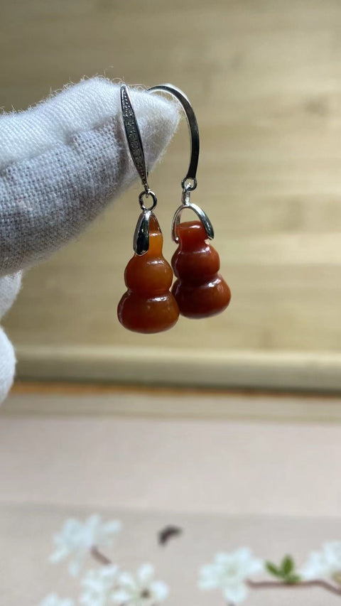 Anting Labu Giok Cui Giok Alami Ukuran 10 * 15mm Giok Buatan Tangan Termasuk Pengiriman & Pajak