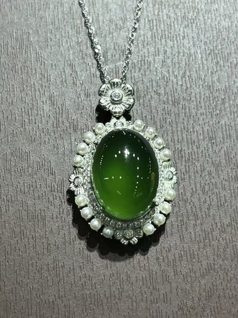 Kalung Telur Giok Alami 925 Perak & nbsp; Ukuran 15 * 20mm Giok halus dan hangat Termasuk pajak pengiriman.