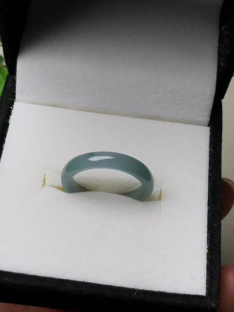 Cincin kalung kalung cincin batu giok alami kabut biru ukuran 18,5 mm batu giok bersih, halus dan hangat Termasuk pajak pengiriman