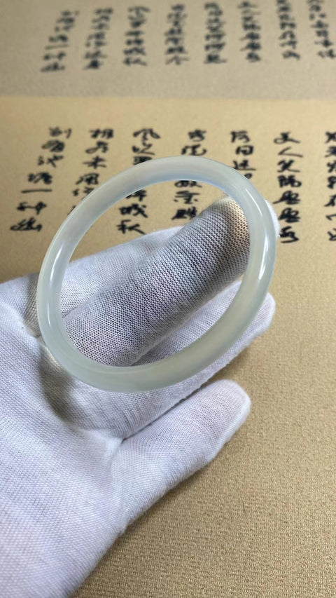 Gelang Gelang Kecantikan Gelang Giok Giok Cui Giok Alami Ukuran 54-56mm Ukuran 55.7mm Lebar Sisi 7.5mm Giok semuanya terjadi secara alami Pola acak Termasuk Pajak Pengiriman