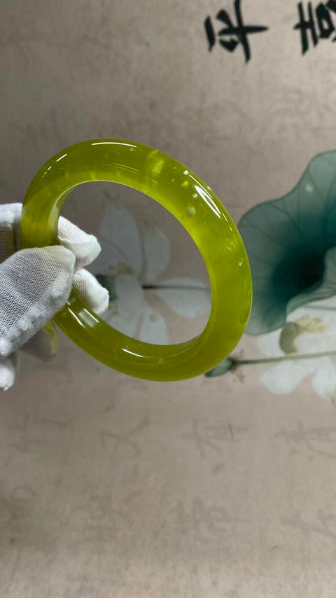 Gelang hijau es giok Xiuyan yang indah, bunga es alami, kenakan kecantikan alami, diameter dalam: 58, lebar tepi 12mm, batu alam dihasilkan secara alami, polanya acak, termasuk pajak pengiriman